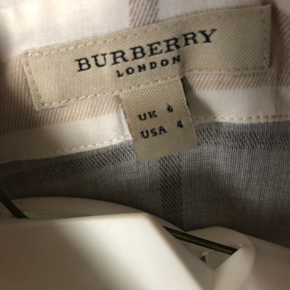 Burberry summer blouse gathered sleeves - Picture 2 of 5